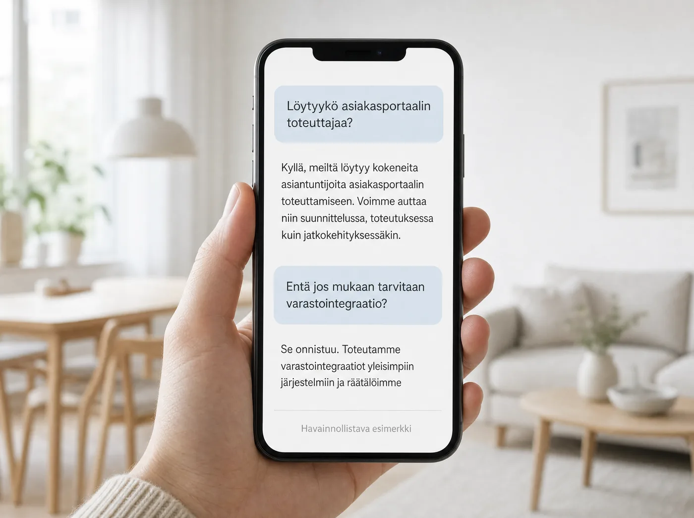 Puhelimen näytöllä keskustelu, jossa asiakas tarkentaa tarvettaan jatkokysymyksellä